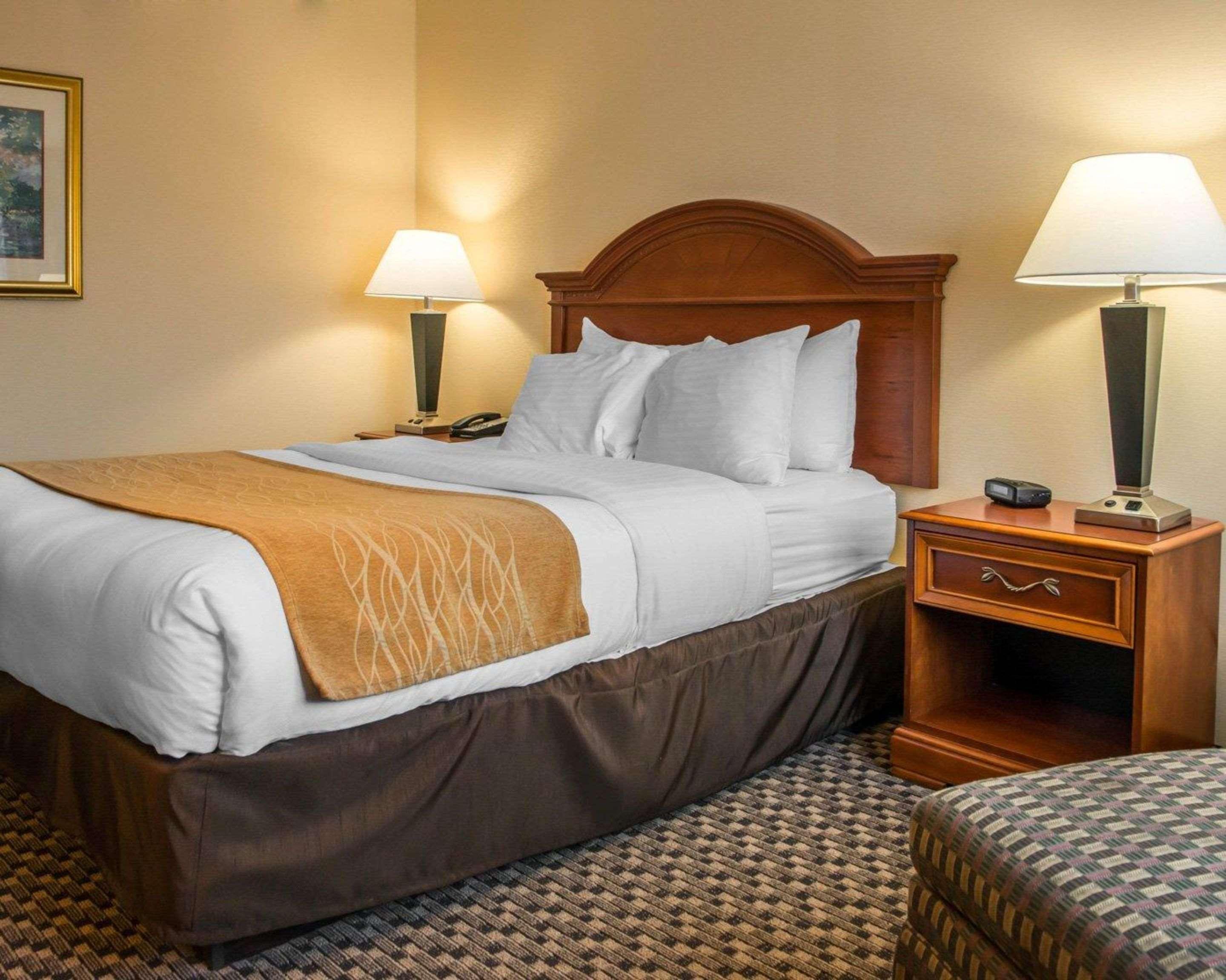 Mainstay Suites Verona Dış mekan fotoğraf