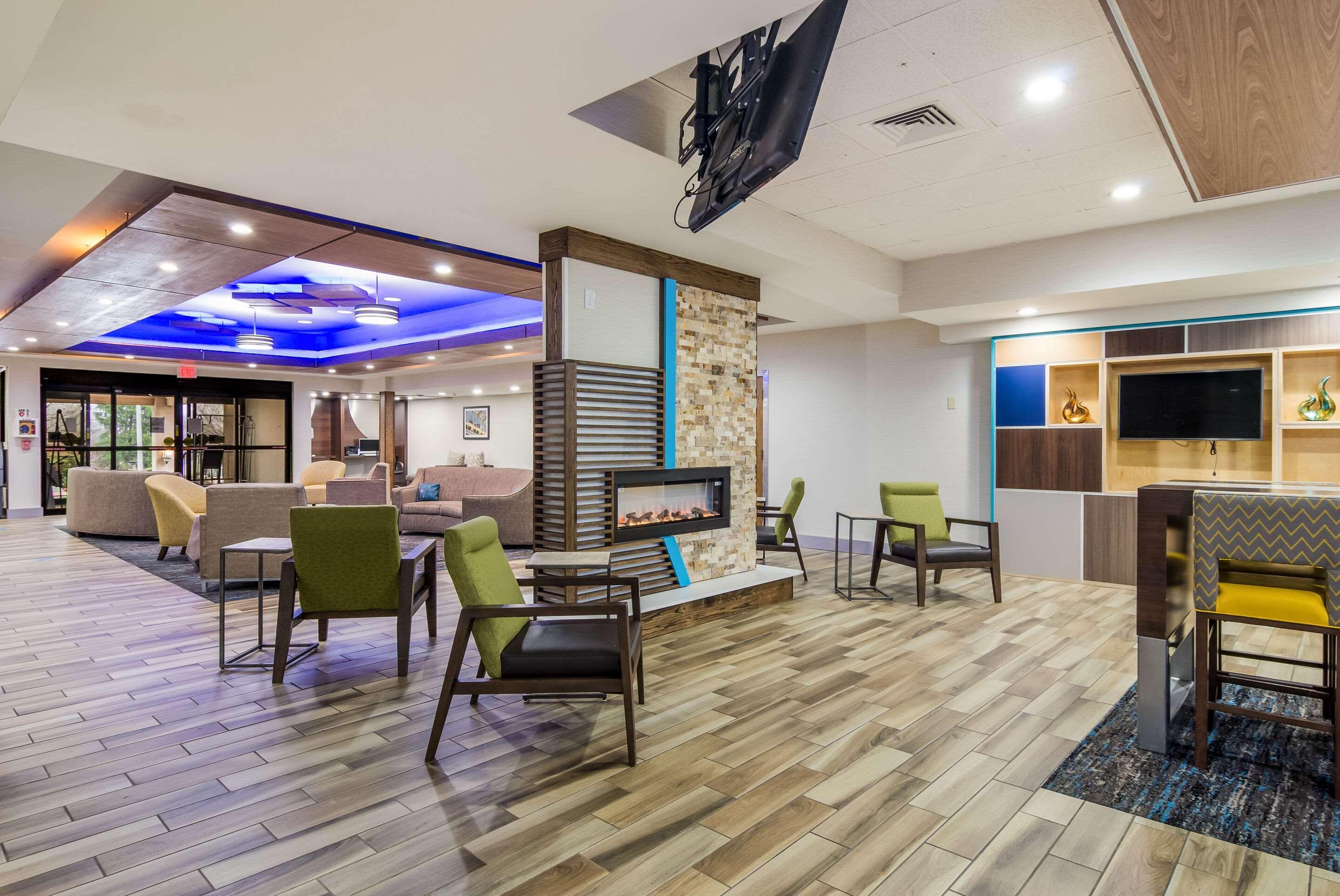 Mainstay Suites Verona Dış mekan fotoğraf