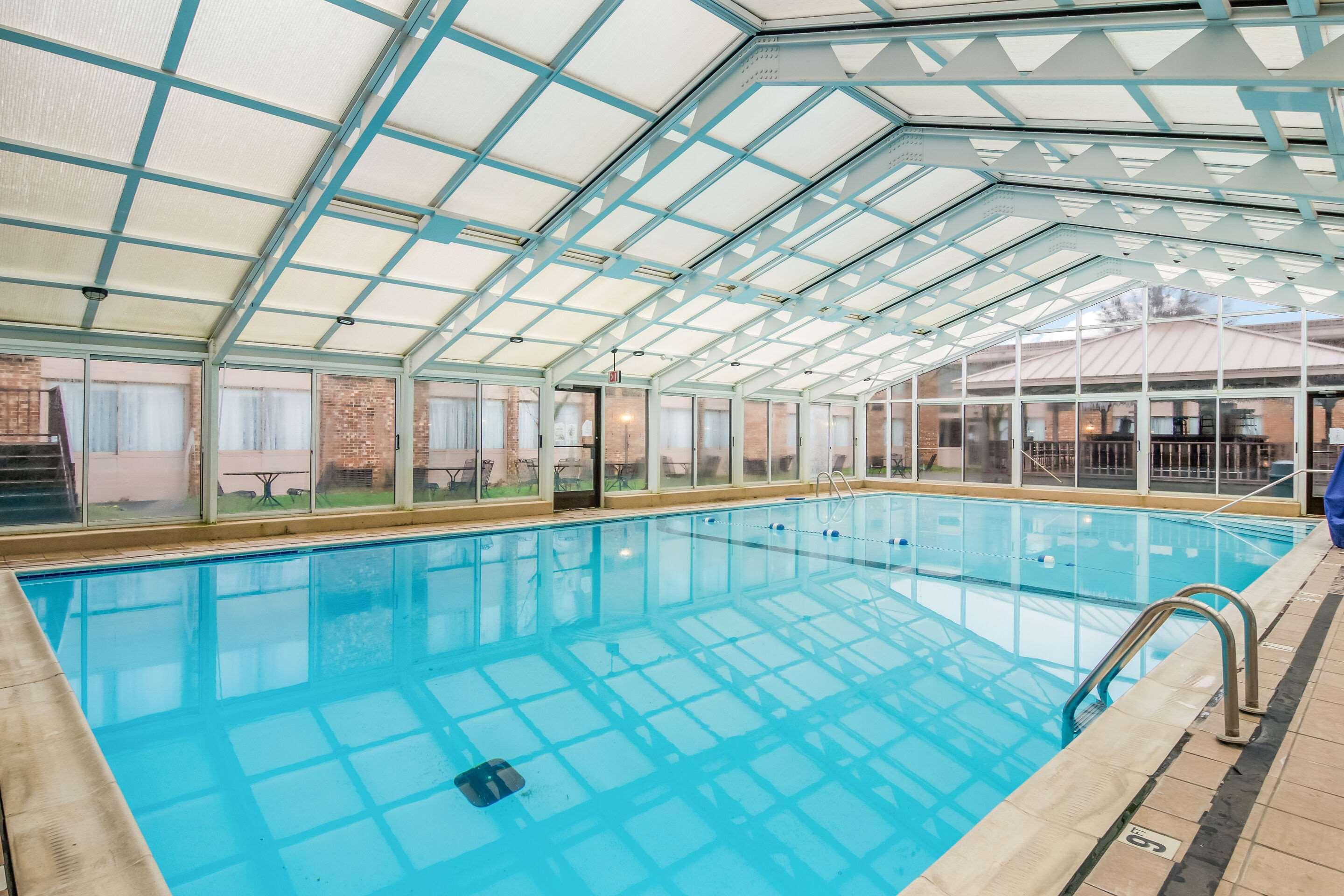 Mainstay Suites Verona Dış mekan fotoğraf