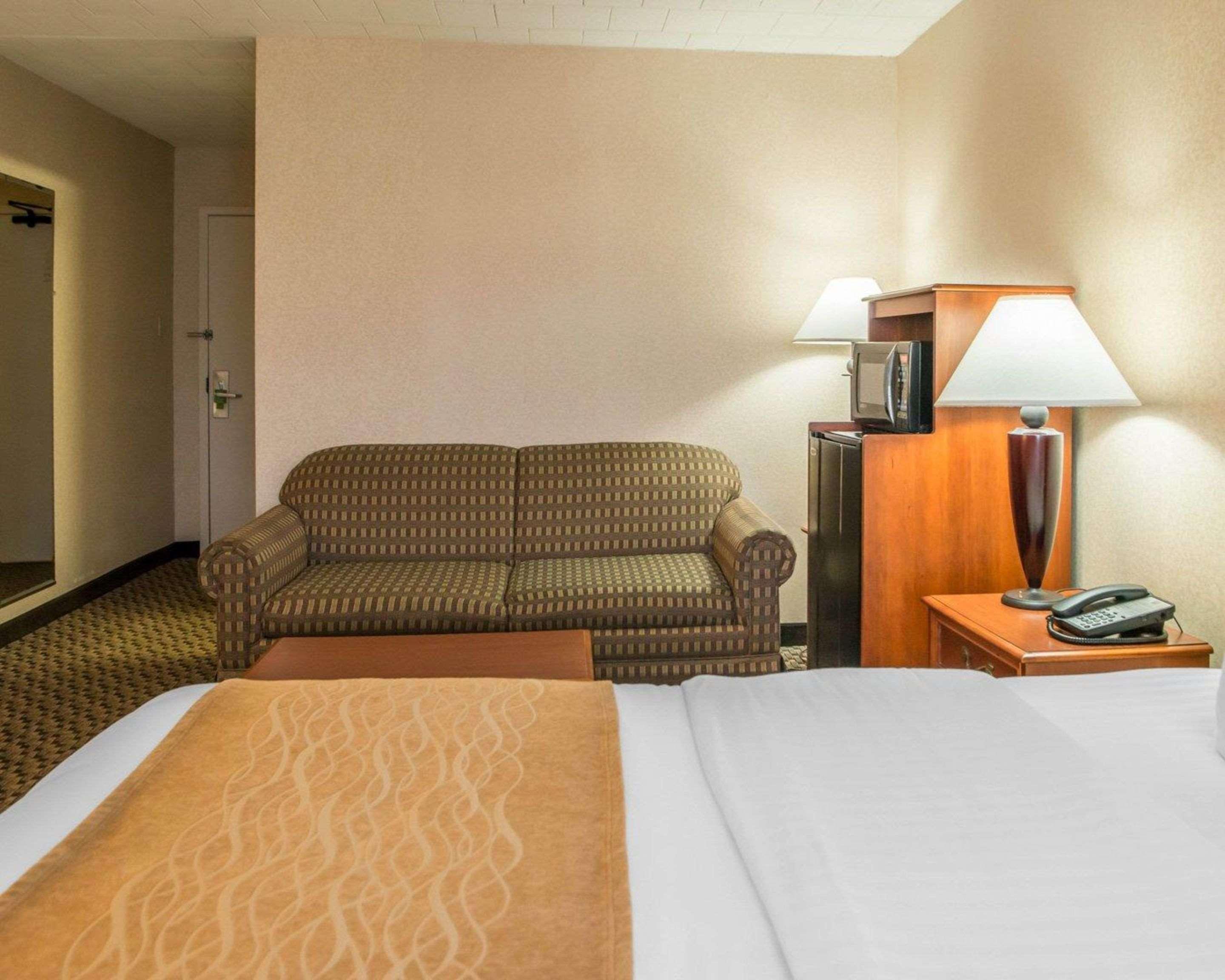 Mainstay Suites Verona Dış mekan fotoğraf