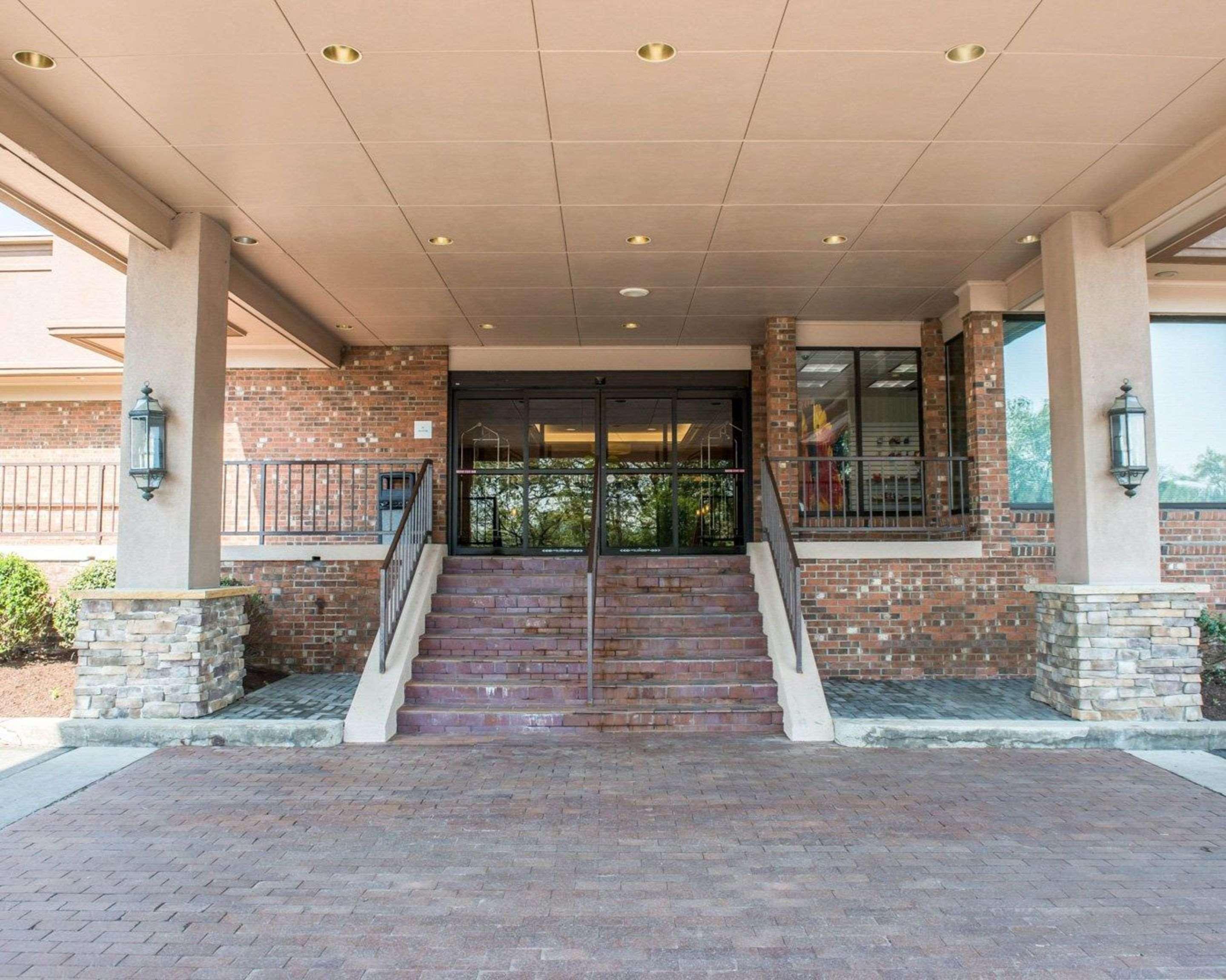 Mainstay Suites Verona Dış mekan fotoğraf