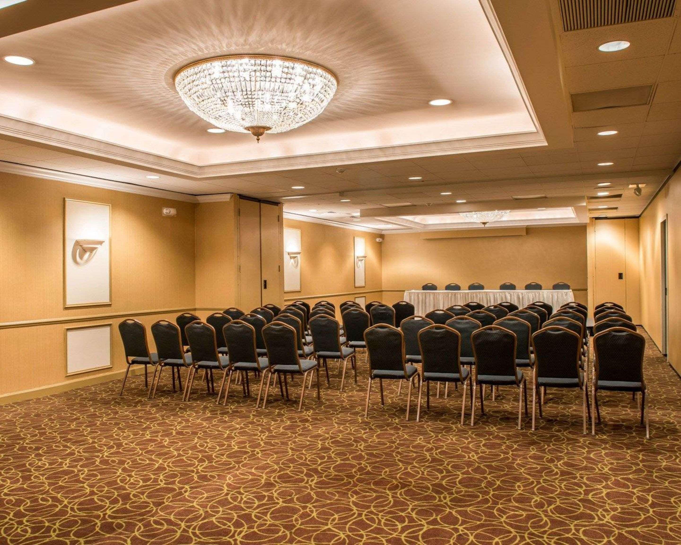 Mainstay Suites Verona Dış mekan fotoğraf