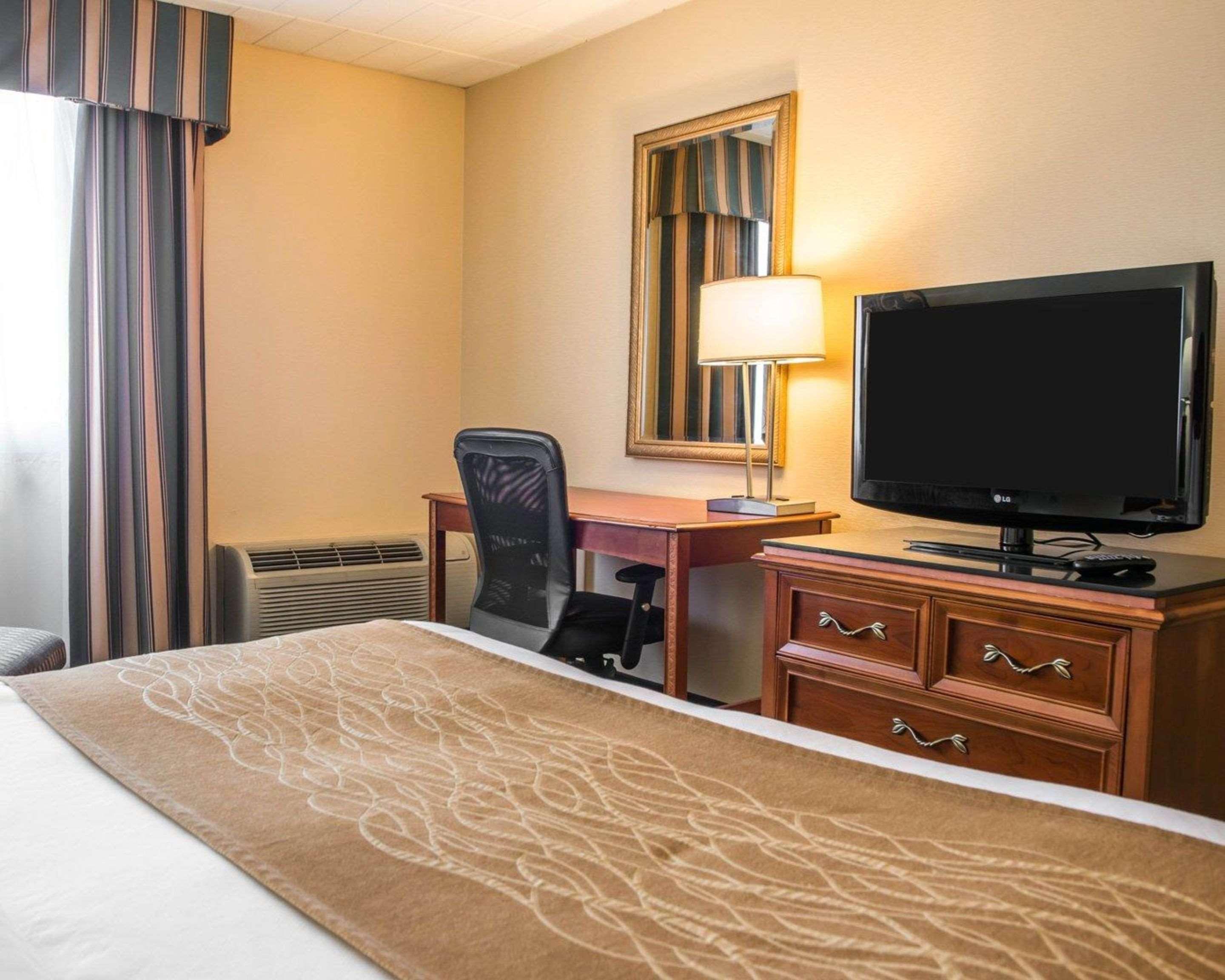 Mainstay Suites Verona Dış mekan fotoğraf