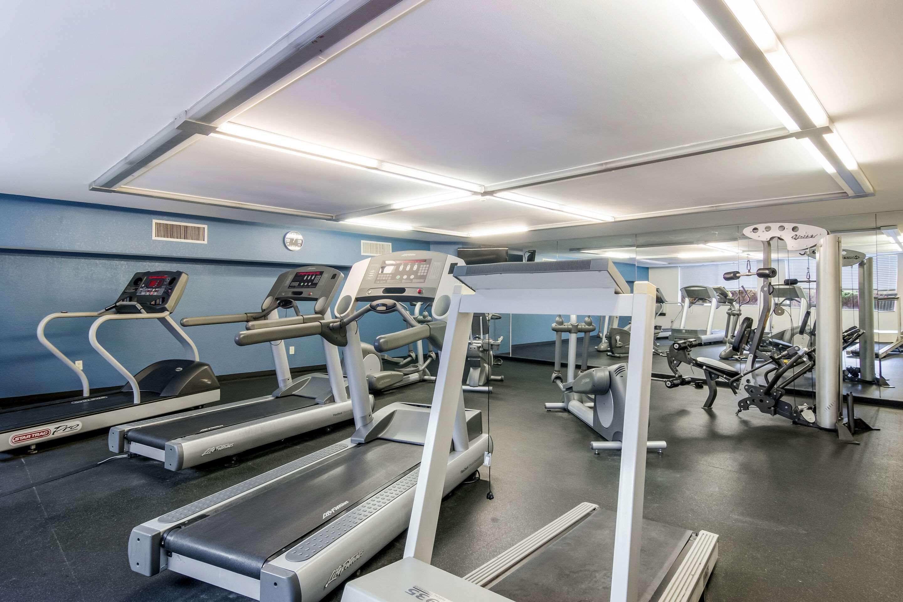 Mainstay Suites Verona Dış mekan fotoğraf