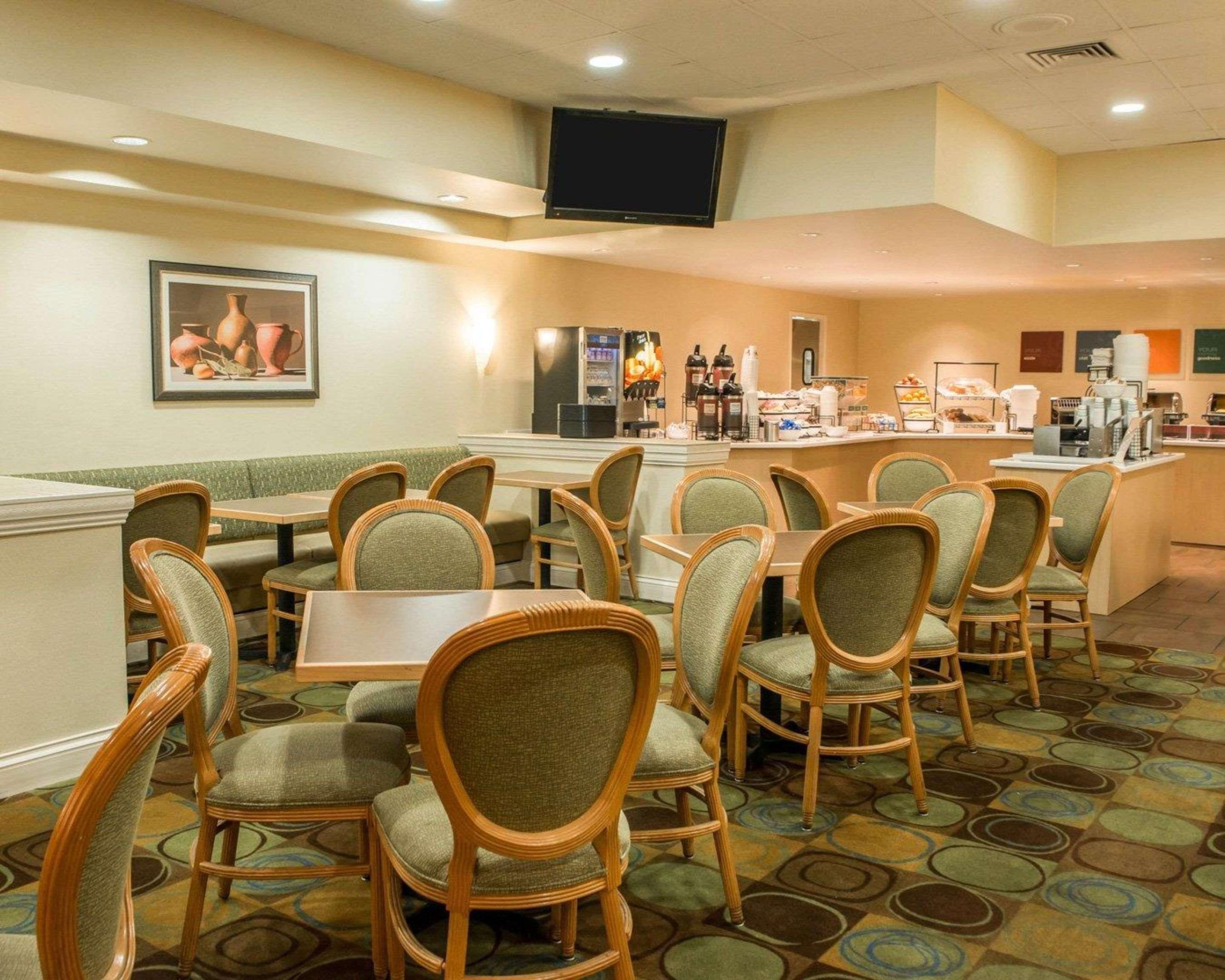 Mainstay Suites Verona Dış mekan fotoğraf