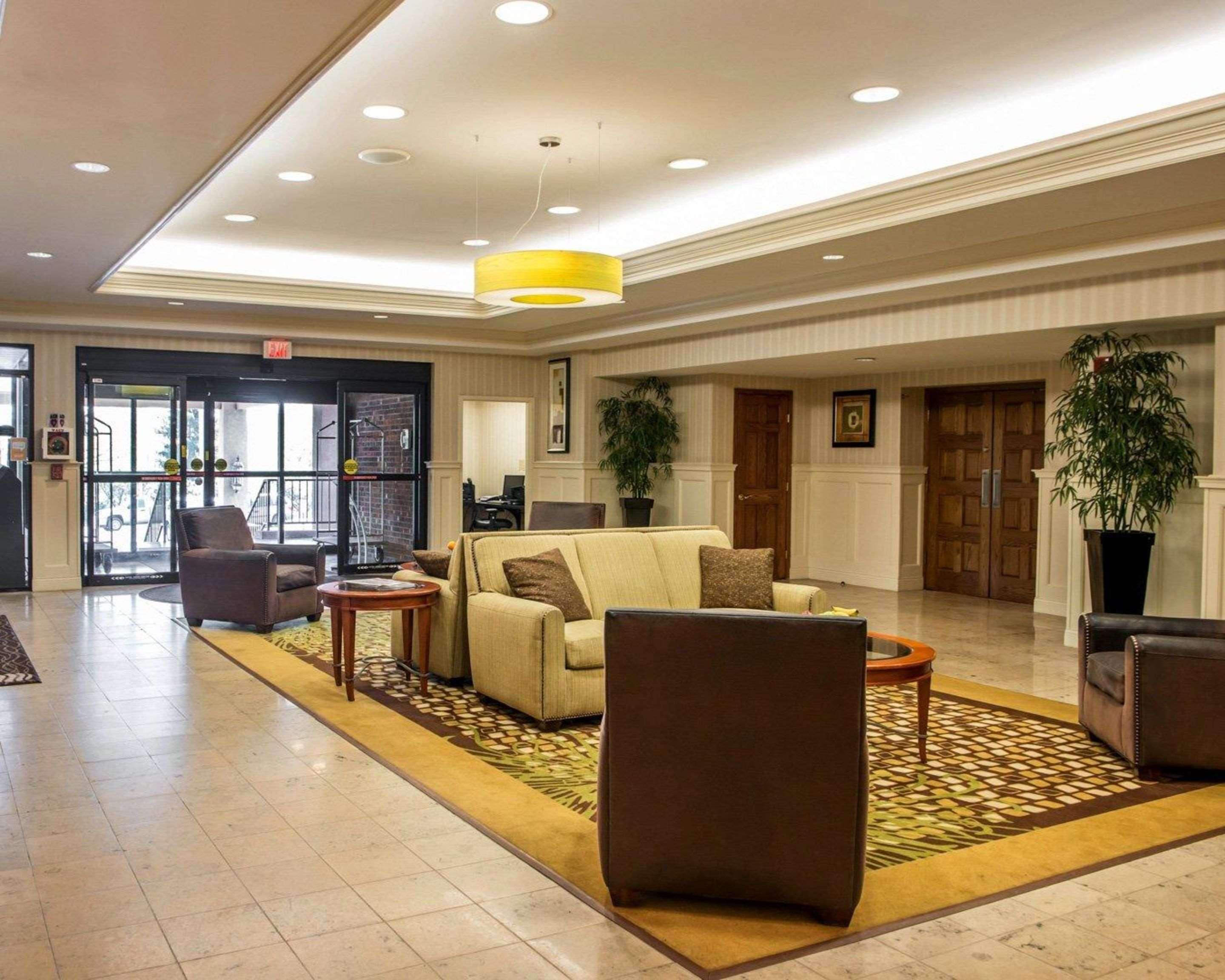 Mainstay Suites Verona Dış mekan fotoğraf